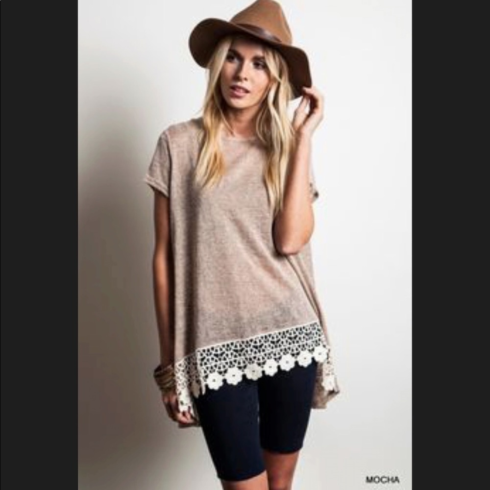 4/$25 UMGEE CROCHET BOTTOM‎ HIGH LOW TOP